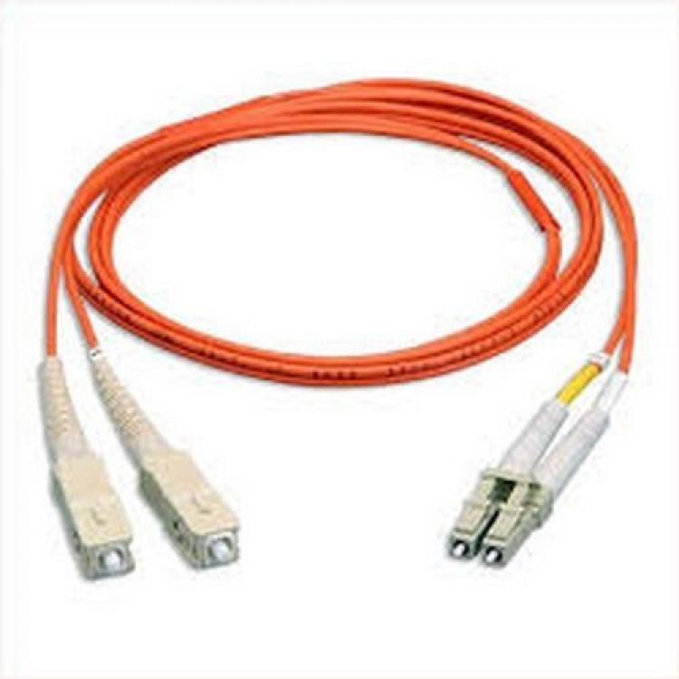 Кабель IBM Optical Pass-thru Module LC 4 Blade Connect To FC 1,5m(73P0632)
